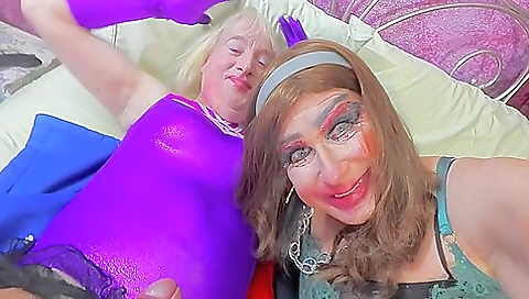 Michele Thompson And Jaimmie Playing