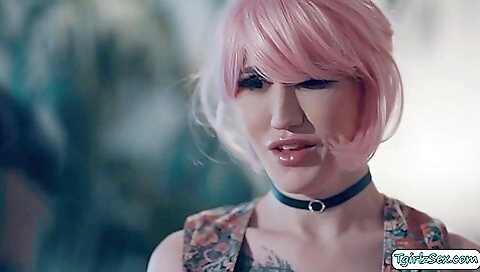 Transexual Suck Straight Guy Cock In Bed